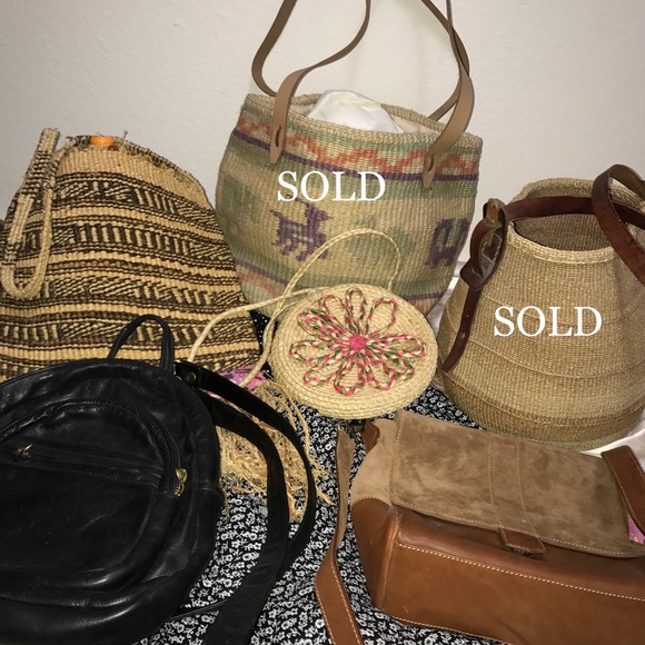 Vintage straw woven bags & vintage leather purses - Picture 2 of 8